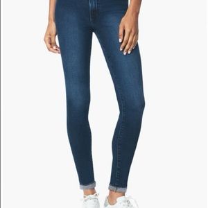Joe’s Jeans - Flawless the Markle skinny crop